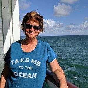 Meet your Posher, Luci